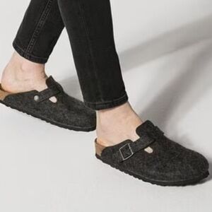 Birkenstock Charcoal Felt Boston Clogs